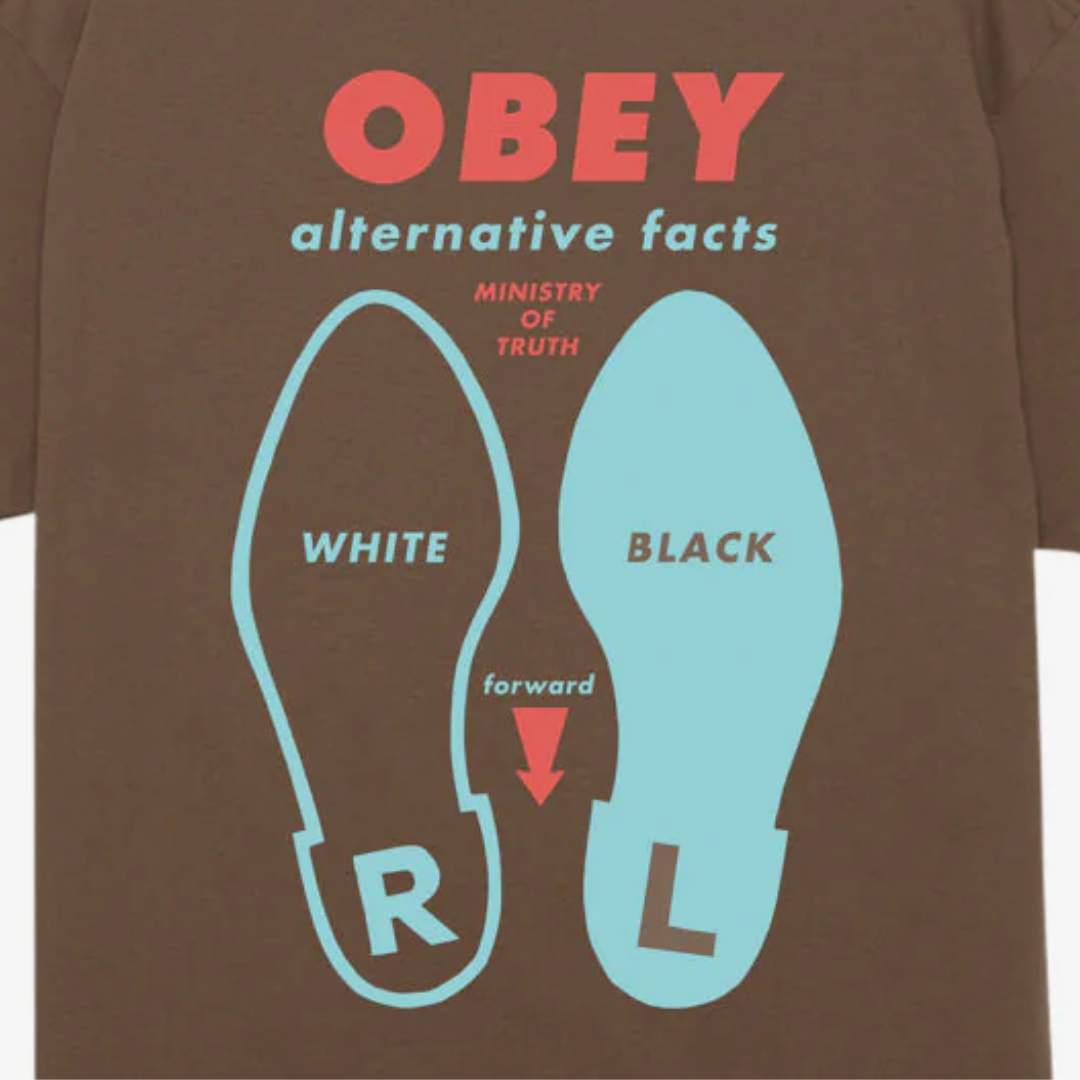 Camiseta Alternative Facts Obey