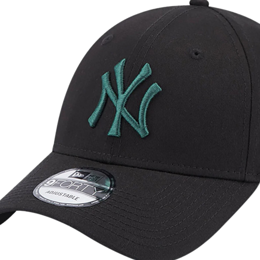 Gorra New York Yankees League Essential Green 9Forty New Era